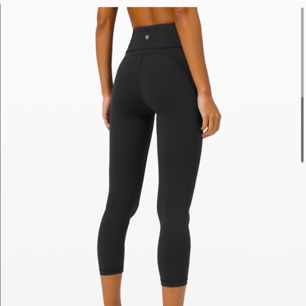 NWT LuLuLemon Invigorate High Rise Crop 23”